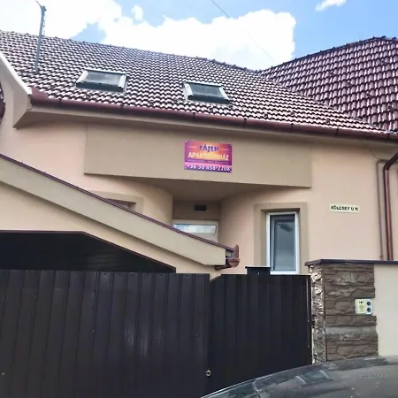 Zajer Ház Apartmán *